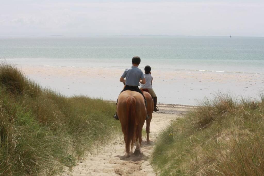 Gite Ouest De La Pointe D'Agon Luaran gambar