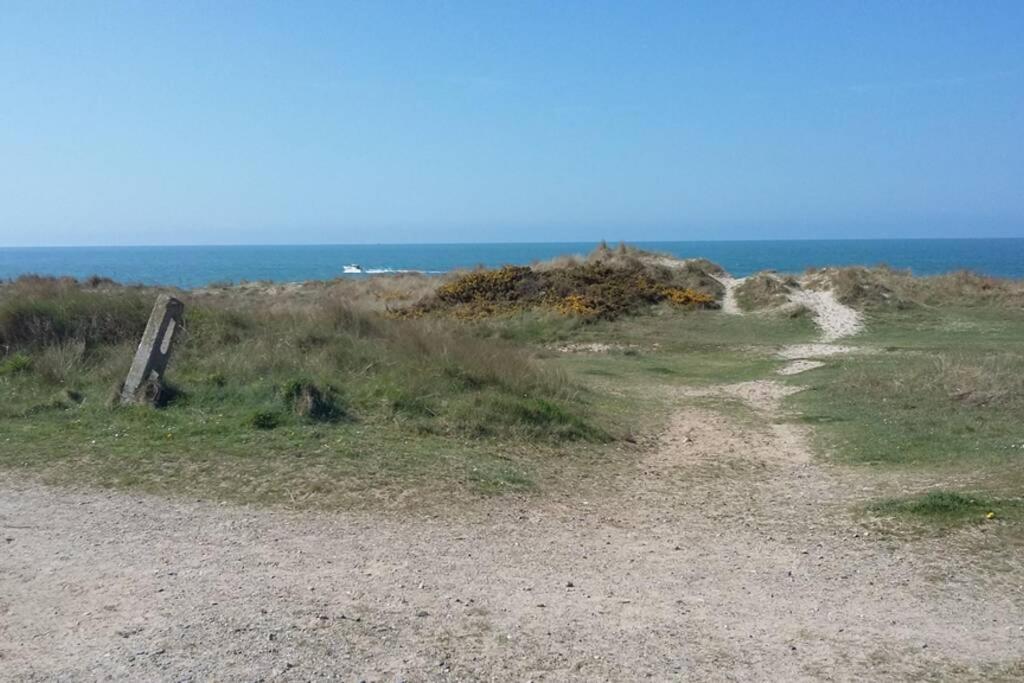 Gite Ouest De La Pointe D'Agon Luaran gambar