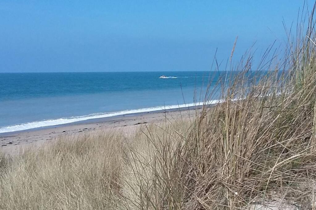 Gite Ouest De La Pointe D'Agon Luaran gambar